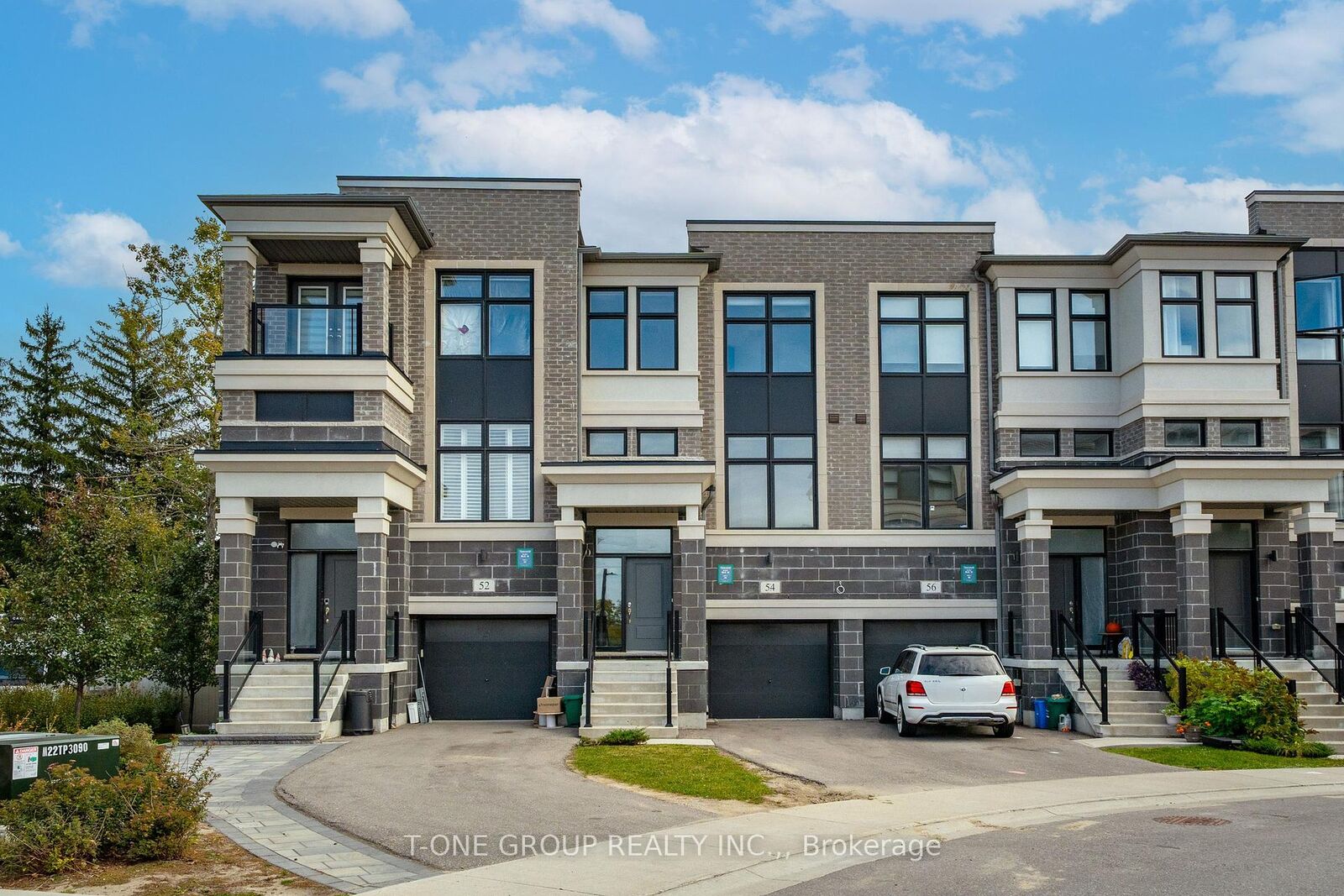 Property Photo:  54 Pantheon Lane  ON L6E 0V3 