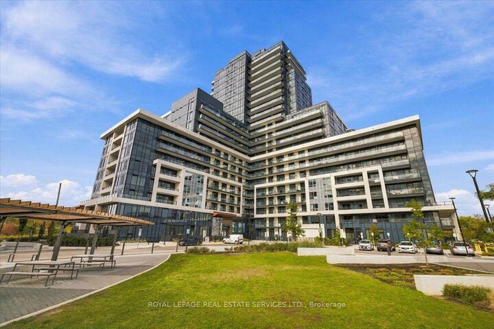 Property Photo:  3220 William Coltson Avenue 402  ON L6H 7X9 