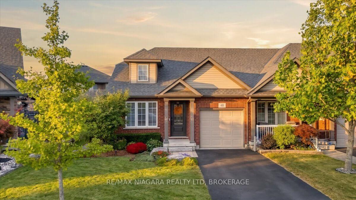 Property Photo:  48 Falcon Drive  ON L3C 0B2 