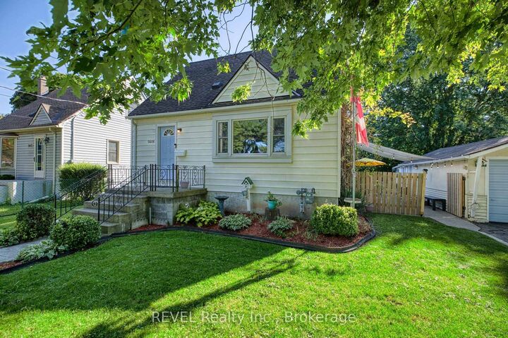 Property Photo:  5608 Glamis Crescent  ON L2G 1G3 