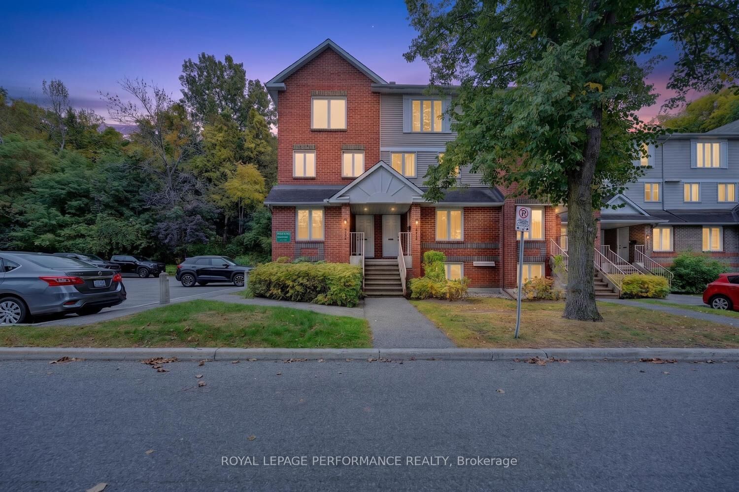 Property Photo:  6812 Jeanne D'Arc Boulevard N A  ON K1C 6E9 