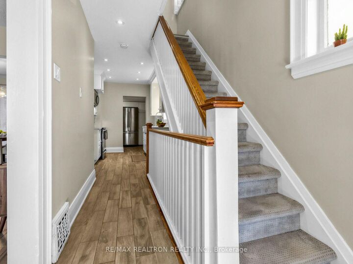 Property Photo:  22 Mahoney Avenue  ON M6M 2H4 