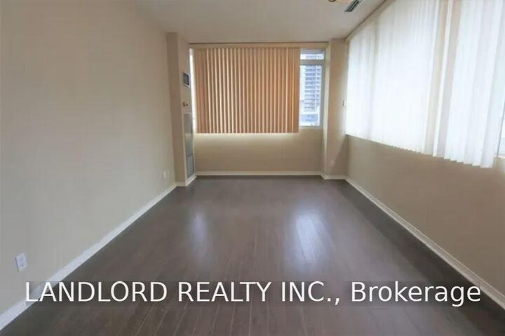 Property Photo:  555 Yonge Street 703  ON M4Y 3A6 