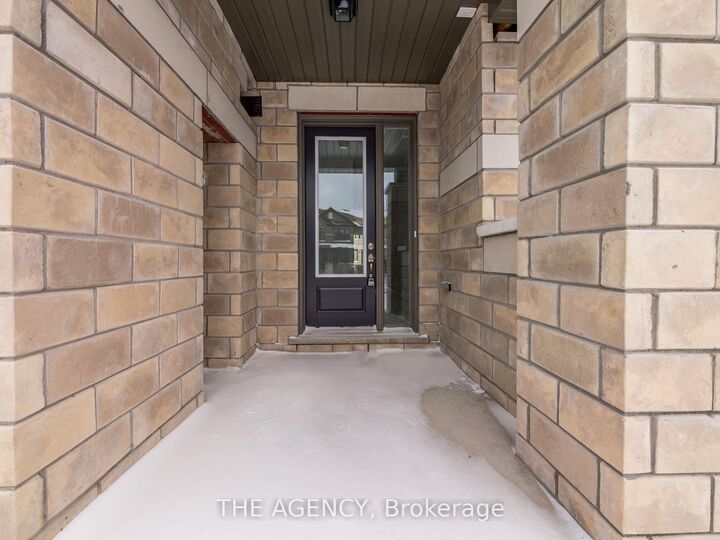 Property Photo:  22 Keenan Drive  ON L0G 1L0 