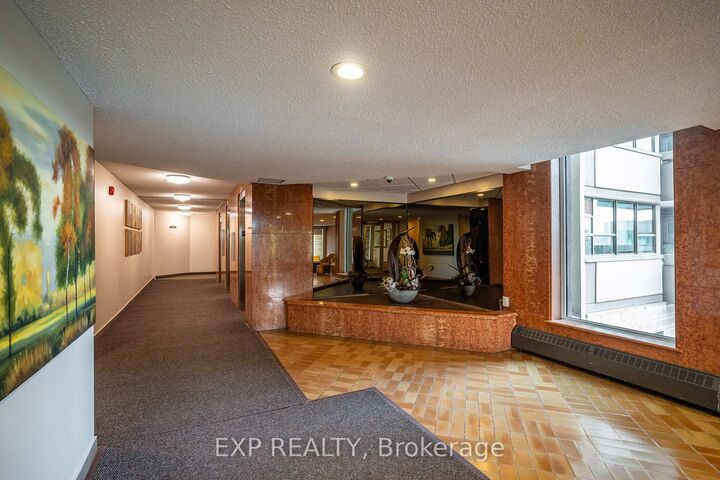Property Photo: 555 Brittany Drive 505 ON K1K 4C5