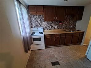 Property Photo:  14764 Case Street  PA 15085 