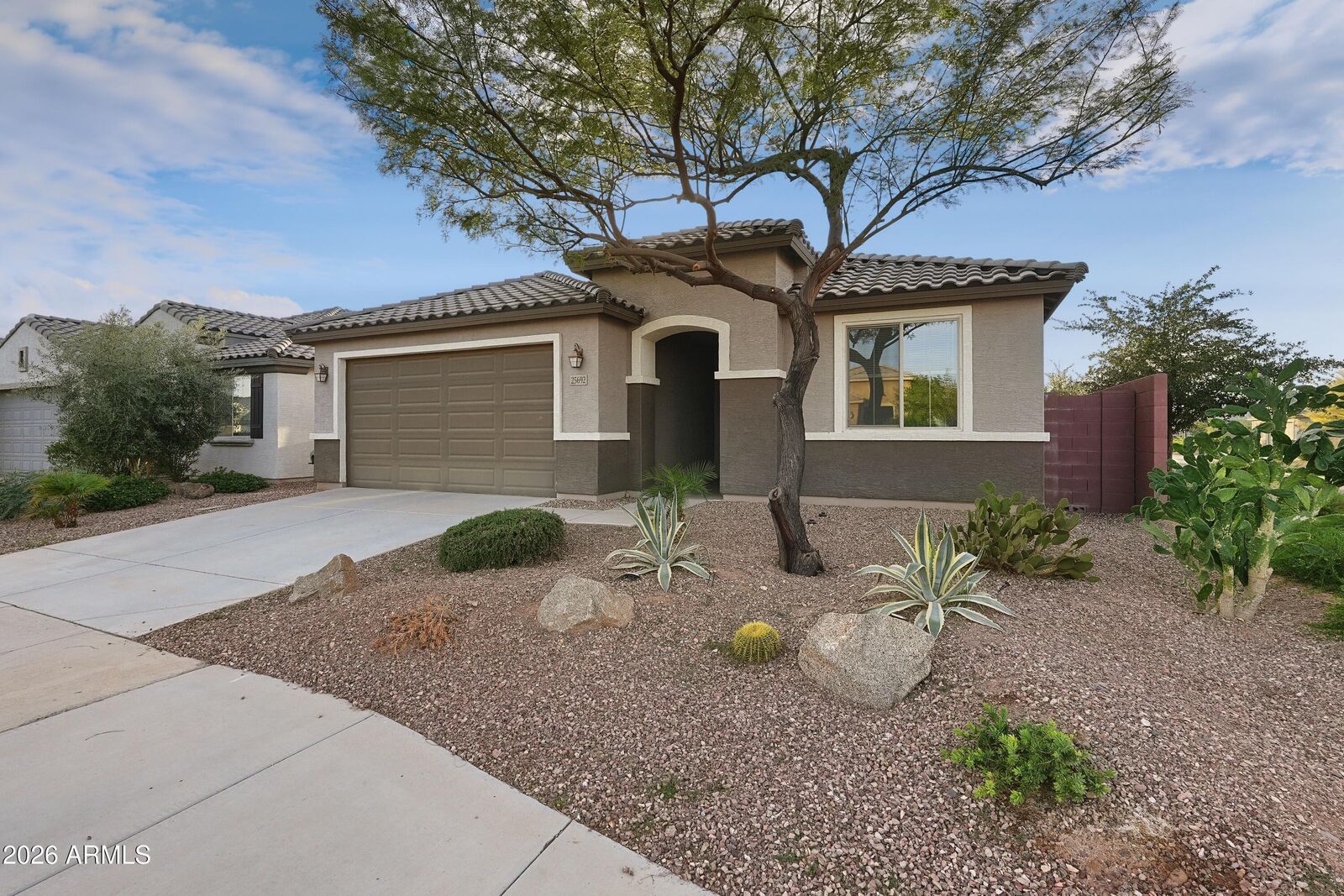 Property Photo:  25692 N 161st Avenue  AZ 85387 
