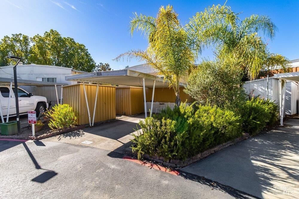 Property Photo: 307 Janero Place CA 95476