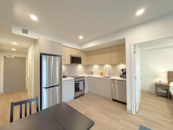 Property Photo:  1529 Oxford 217  BC V7J 0G2 