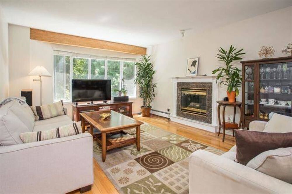 Property Photo:  2945 W 12th Avenue  BC V6K 2R2 
