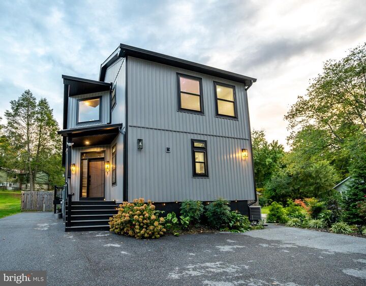 Property Photo:  2721 Old Liberty Road  MD 21784 