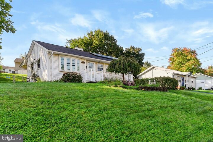 Property Photo:  4521 Londonderry Road  PA 17109 