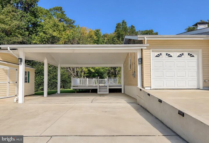 Property Photo: 22712 Parkview Drive MD 20619