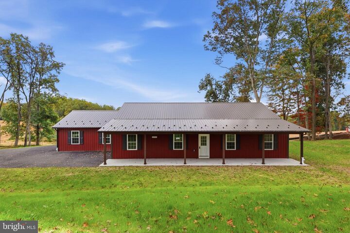 Property Photo: 13925 Wolf Road PA 17322