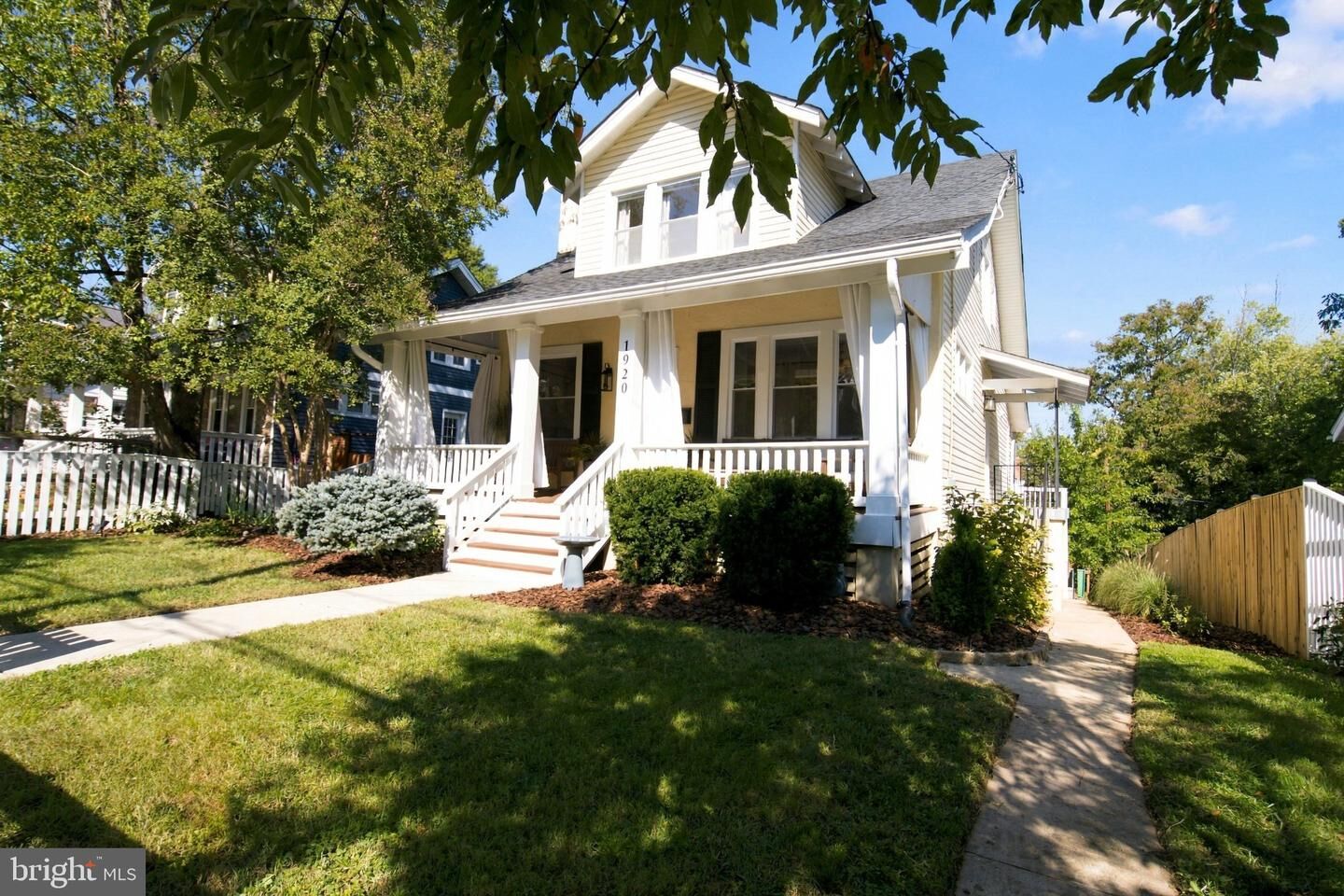 Property Photo:  1920 Kearny Street NE  DC 20018 