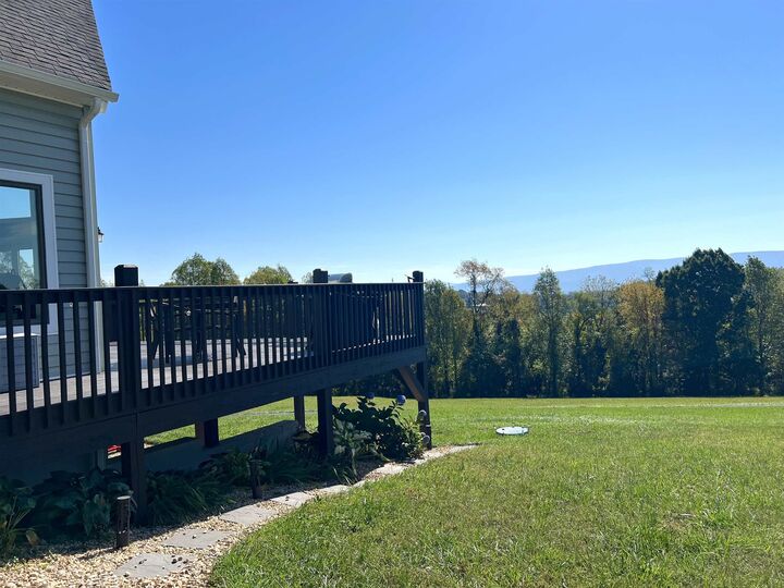 Property Photo:  733 Chestnut Ridge Rd  VA 24401 
