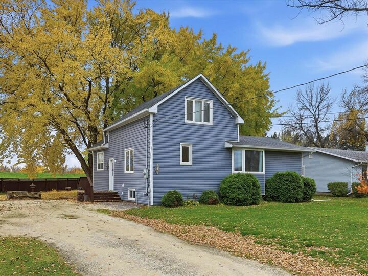Property Photo:  6 River Avenue  MB R0G 2B0 