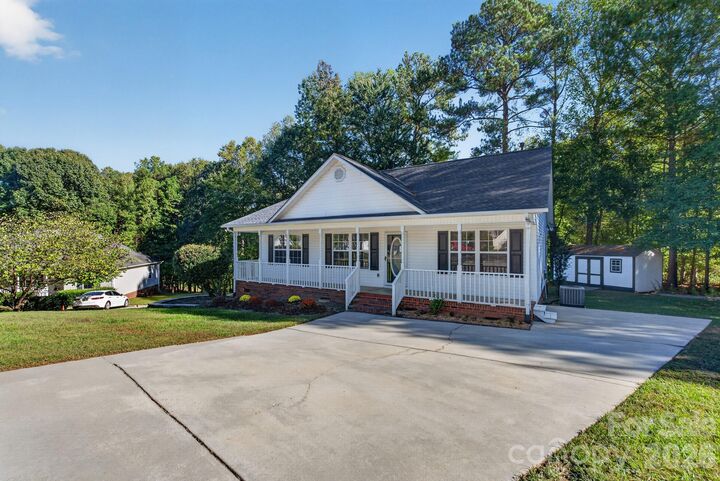 Property Photo:  702 Painted Lady Court  SC 29732 