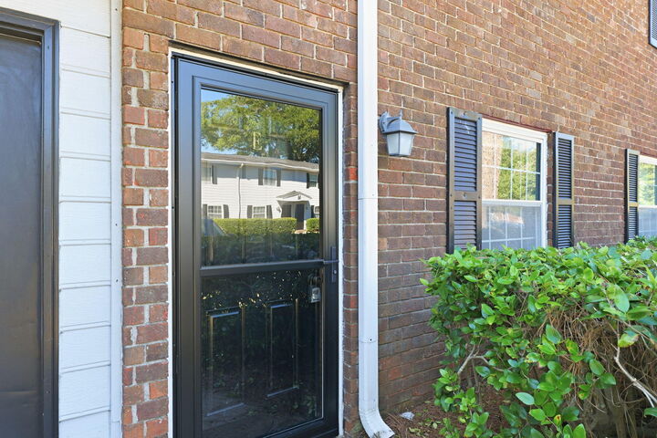 Property Photo:  21 Rivers Point Row Apt 13E  SC 29412 