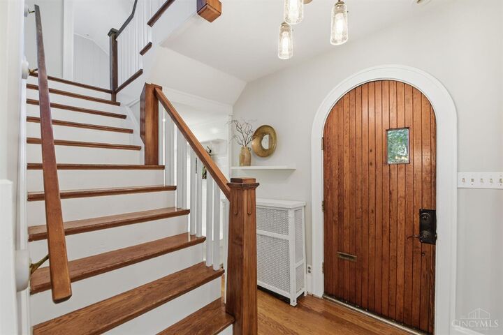 Property Photo:  3055 Springer Avenue  OH 45208 
