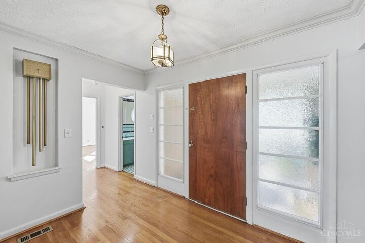 Property Photo: 710 Fleming Road OH 45231