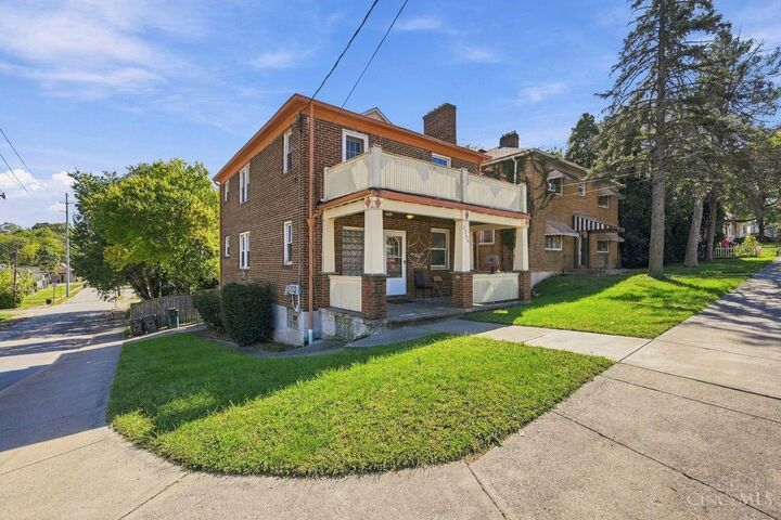 Property Photo:  1274 Beech Avenue  OH 45205 
