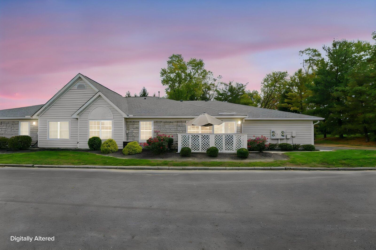 Property Photo:  185 Groveport Pike  OH 43110 