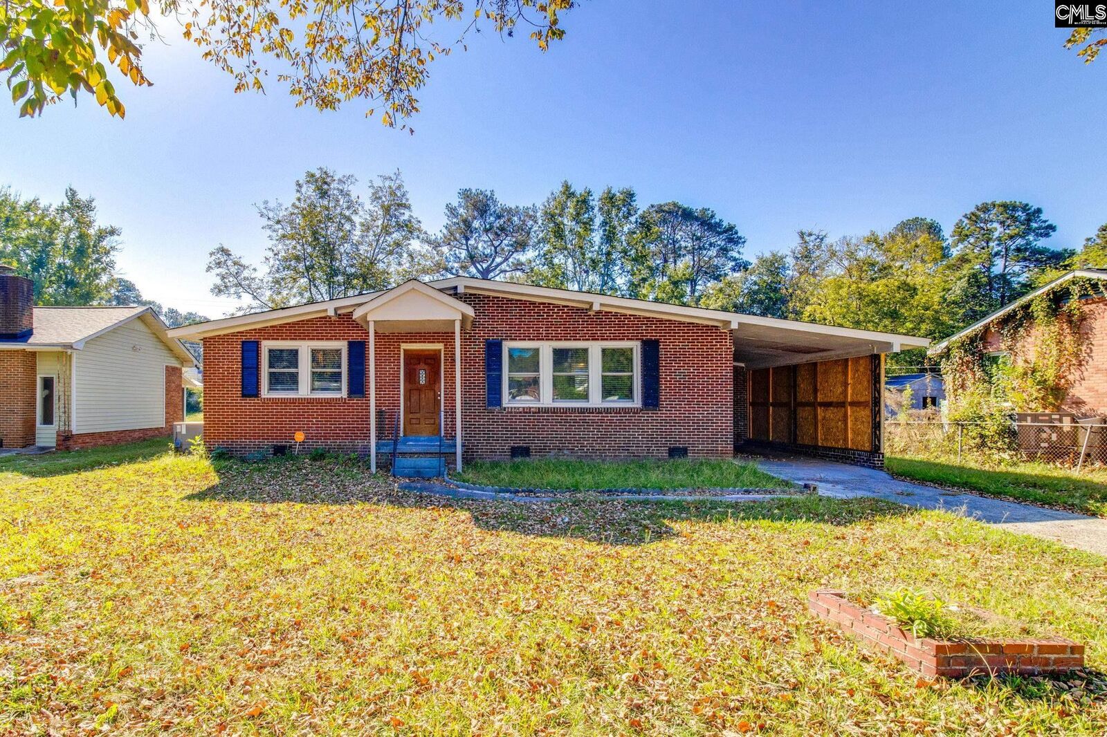 Property Photo:  1124 Robins Nest  SC 29223 
