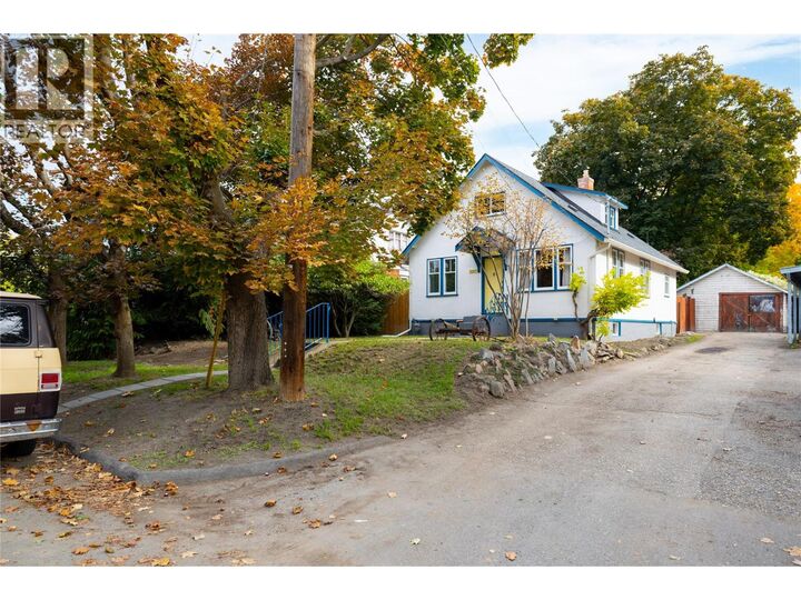 Property Photo:  3107 25 Street  BC V1T 4R2 