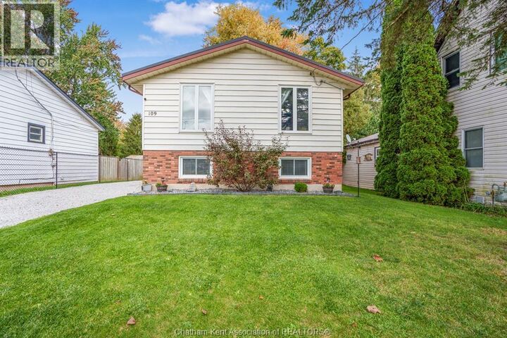 Property Photo:  109 McGeorgre Street  ON N0P 1A0 