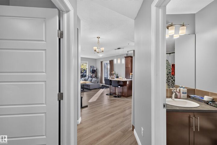 Property Photo:  2584 Anderson Way SW 117  AB T6W 0R2 