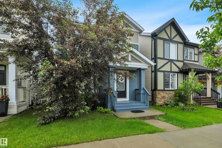 Property Photo:  2801 Coughlan Green SW  AB T6W 3P1 