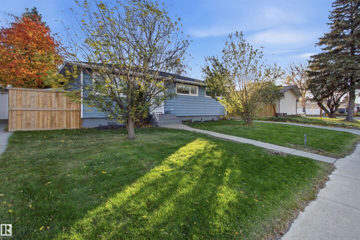 Property Photo:  15933 95 Avenue NW  AB T5P 0A3 
