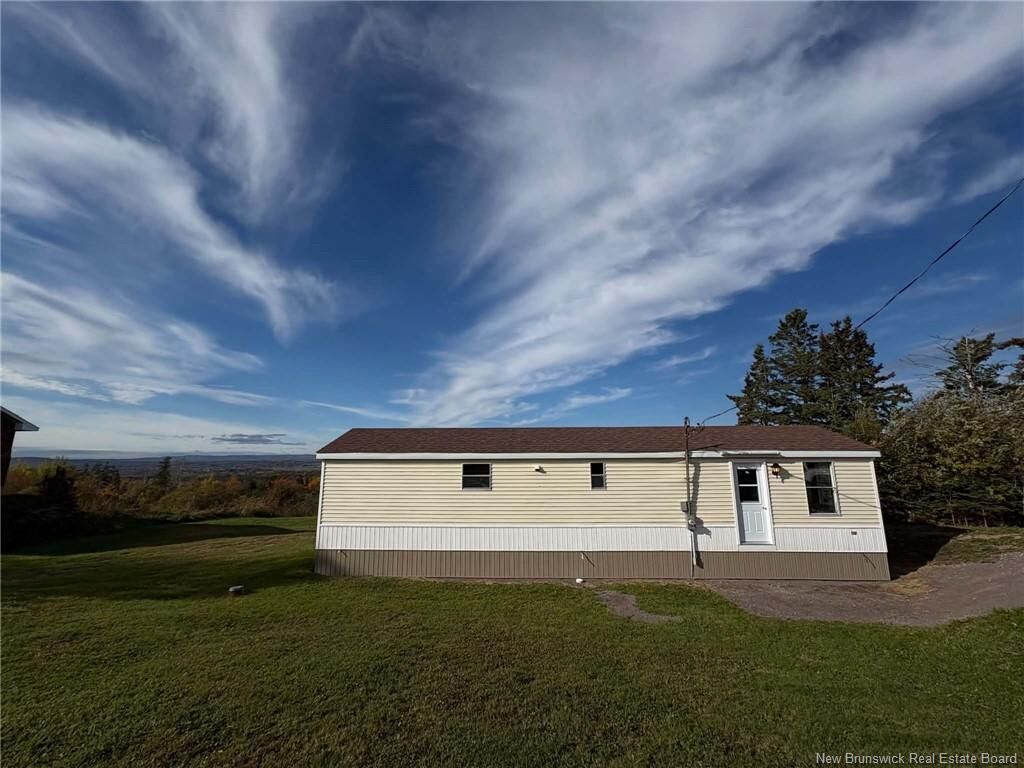 Property Photo:  402 Memramcook Est Rd  NB E4K 1N6 
