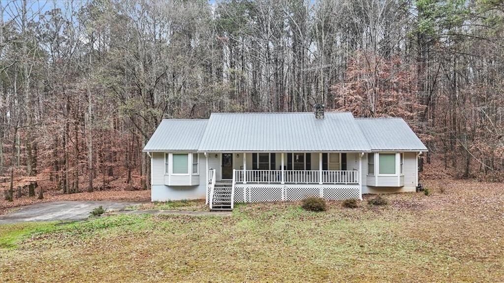 Property Photo:  1005 Johnson Brady Road  GA 30115 
