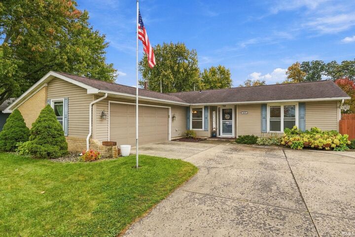 Property Photo: 2919 Wane Lane IN 46808