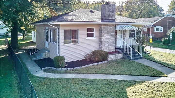 Property Photo:  1020 B Street  WV 25177 