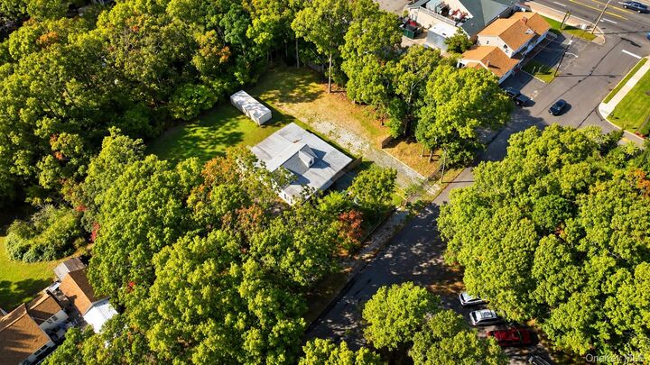 Property Photo: 10 Versa Place NY 11967