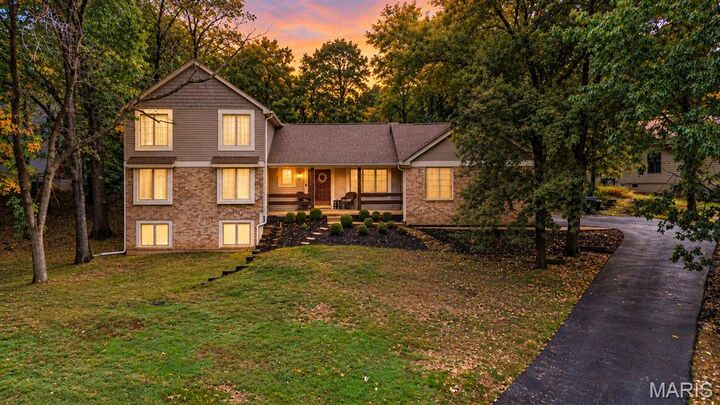 Property Photo: 428 Sundowner Ridge Court MO 63011