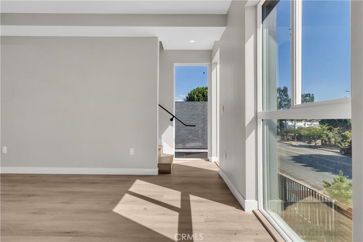 Property Photo:  661 S Soto Street  CA 90023 