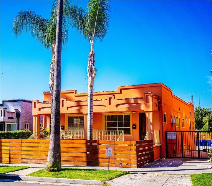 Property Photo:  3324 Bellevue Avenue  CA 90026 