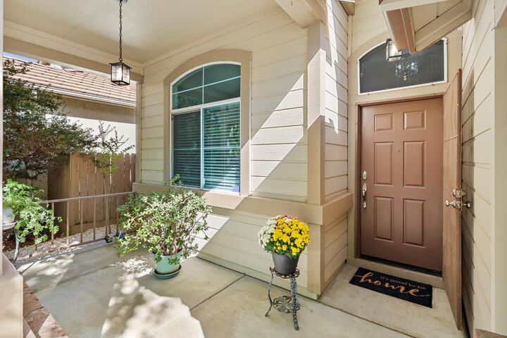 Property Photo:  2305 Dinwiddie Way  CA 95758 