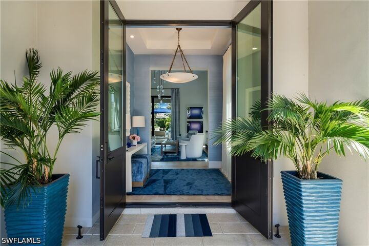Property Photo: 16672 Lucarno Way FL 34110