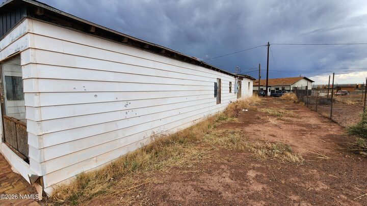 Property Photo: 600 E Washington Street AZ 86047