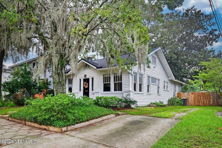 Property Photo: 1088 Cherry Street FL 32205