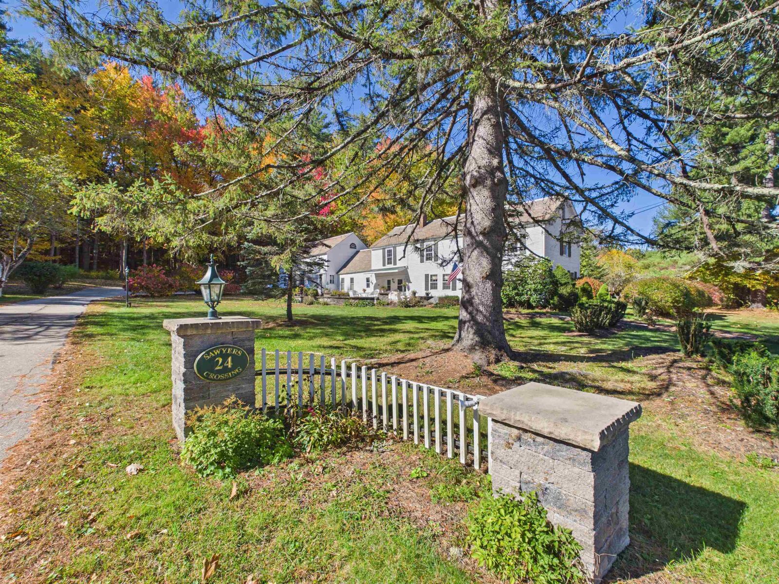 Property Photo:  24 Sawyers Crossing Road  NH 03431 