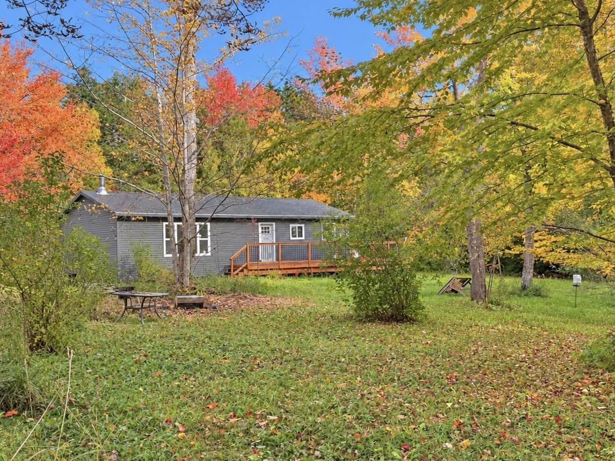 Property Photo:  334 Bayswater Drive  NS B0N 1G0 