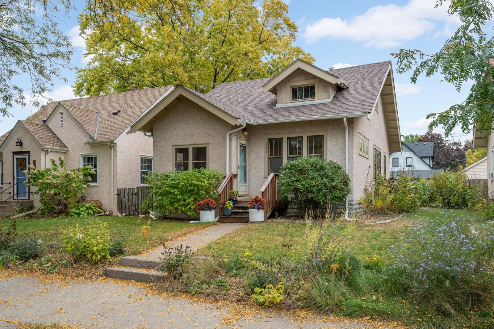 Property Photo:  5353 44th Avenue S  MN 55417 