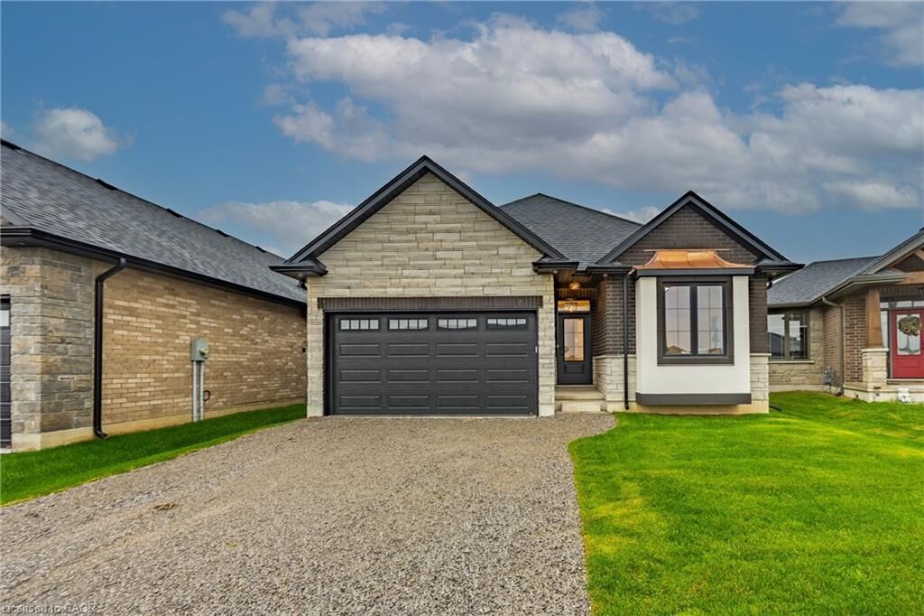 Property Photo:  88 Craddock Boulevard  ON N0A 1J0 