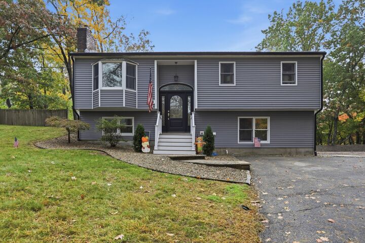 Property Photo:  213 North St  MA 01833 